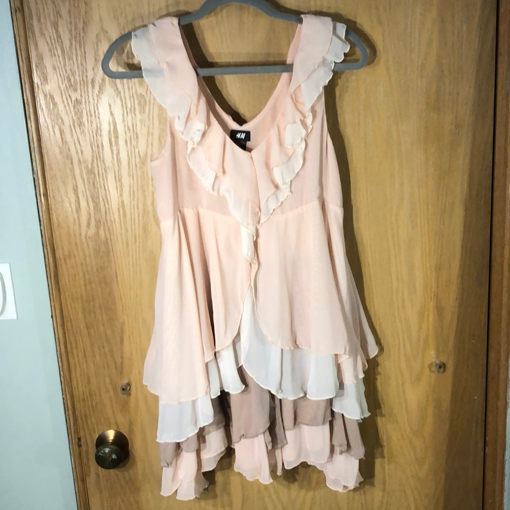 Flouncy H&M neutral dress